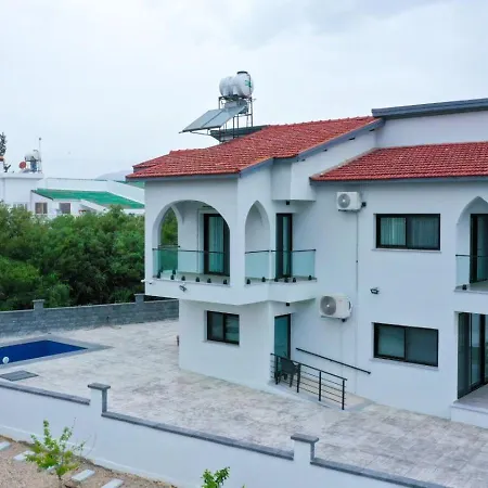 Aysa, Yeni Iskele Villa *